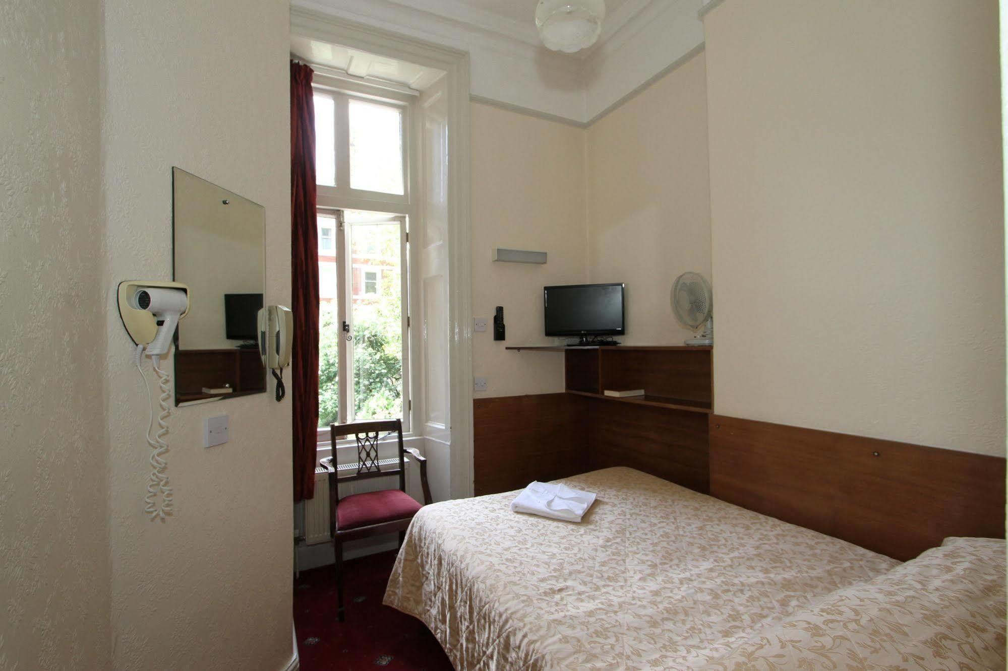 Ridgemount Hotel Лондон Екстериор снимка