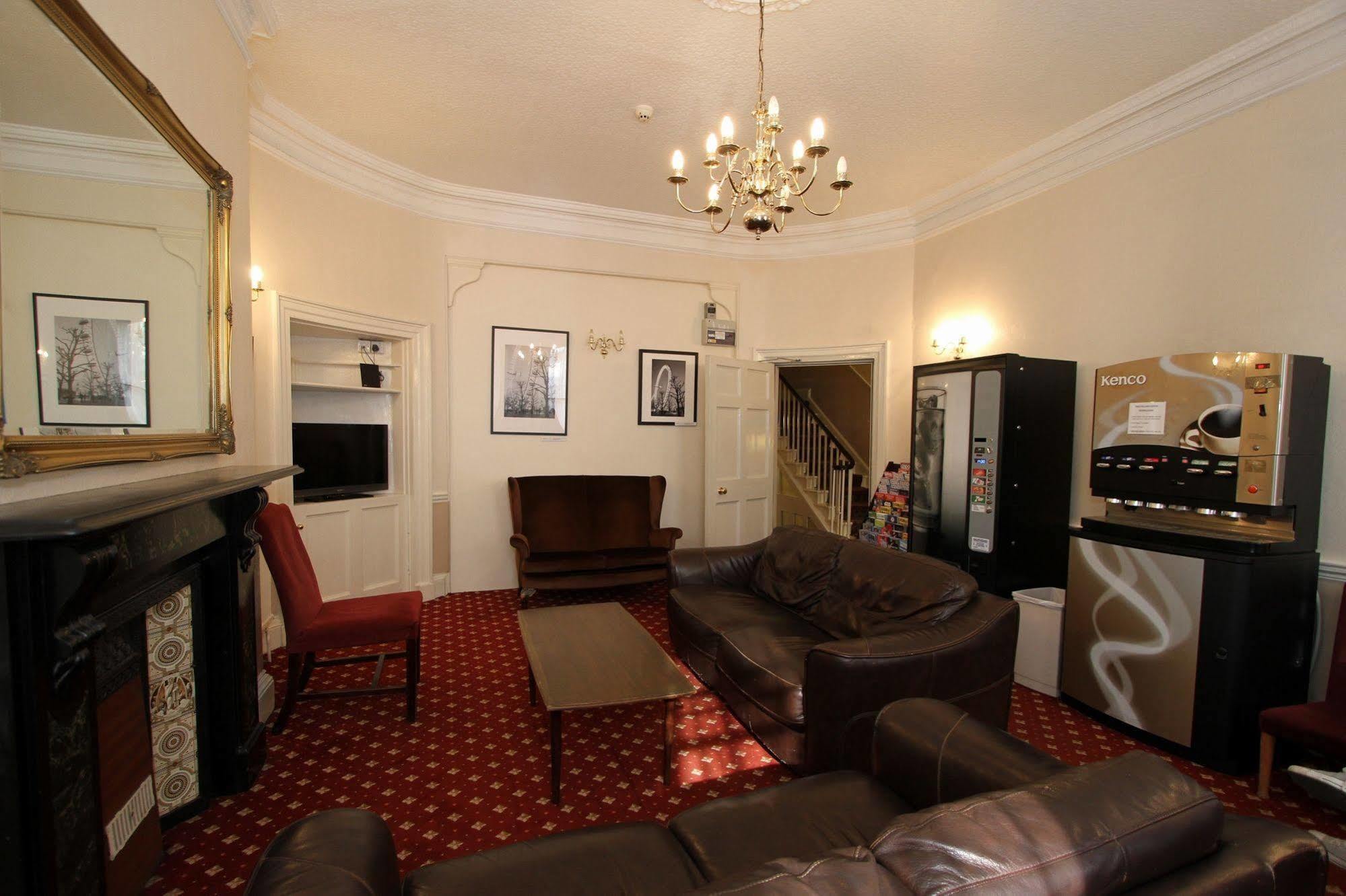 Ridgemount Hotel Лондон Екстериор снимка