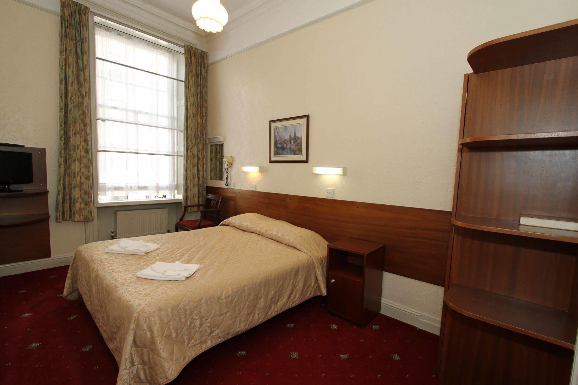 Ridgemount Hotel Лондон Екстериор снимка